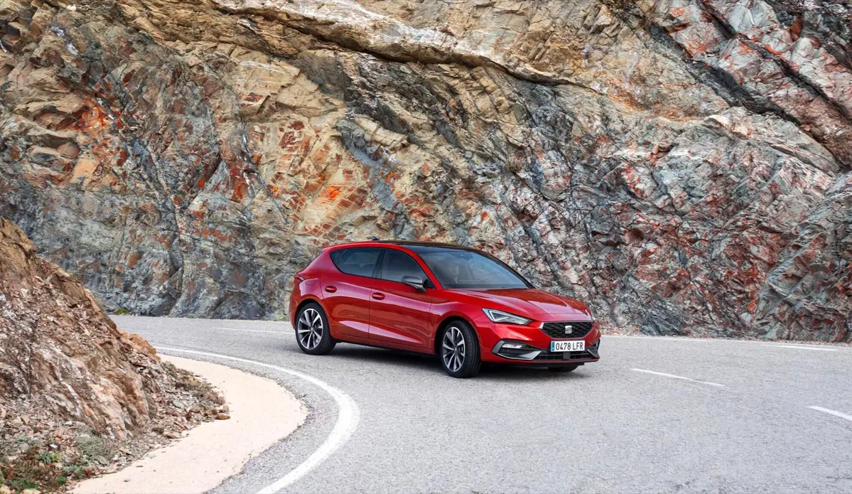 SEAT Leon 1.0 eTSI 110 CV DSG Xcellence (9)