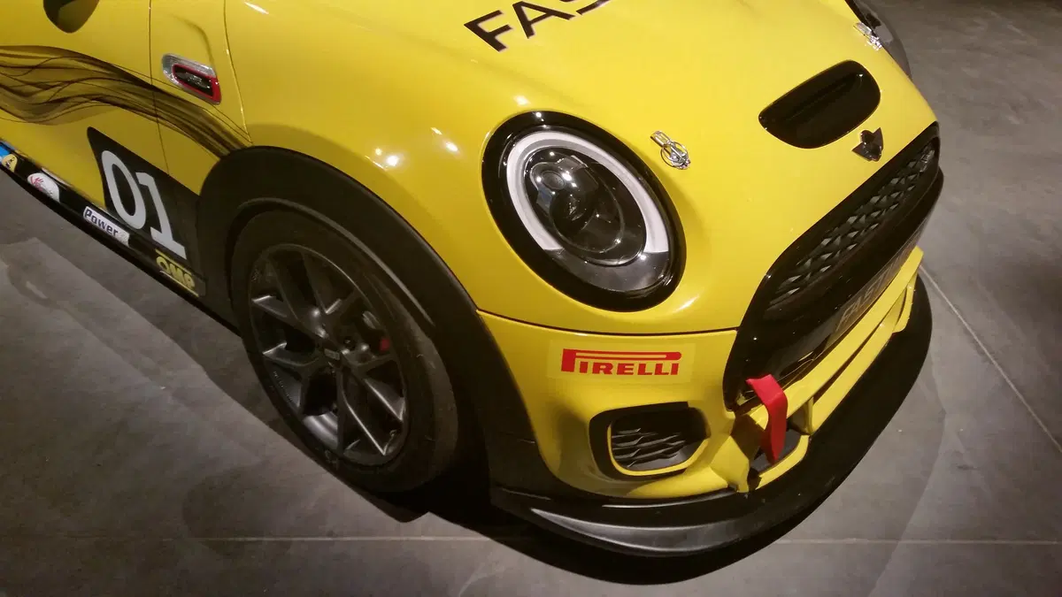 Mini Challenge John Cooper Works 2016: alla scoperta della vettura [Video] (10)