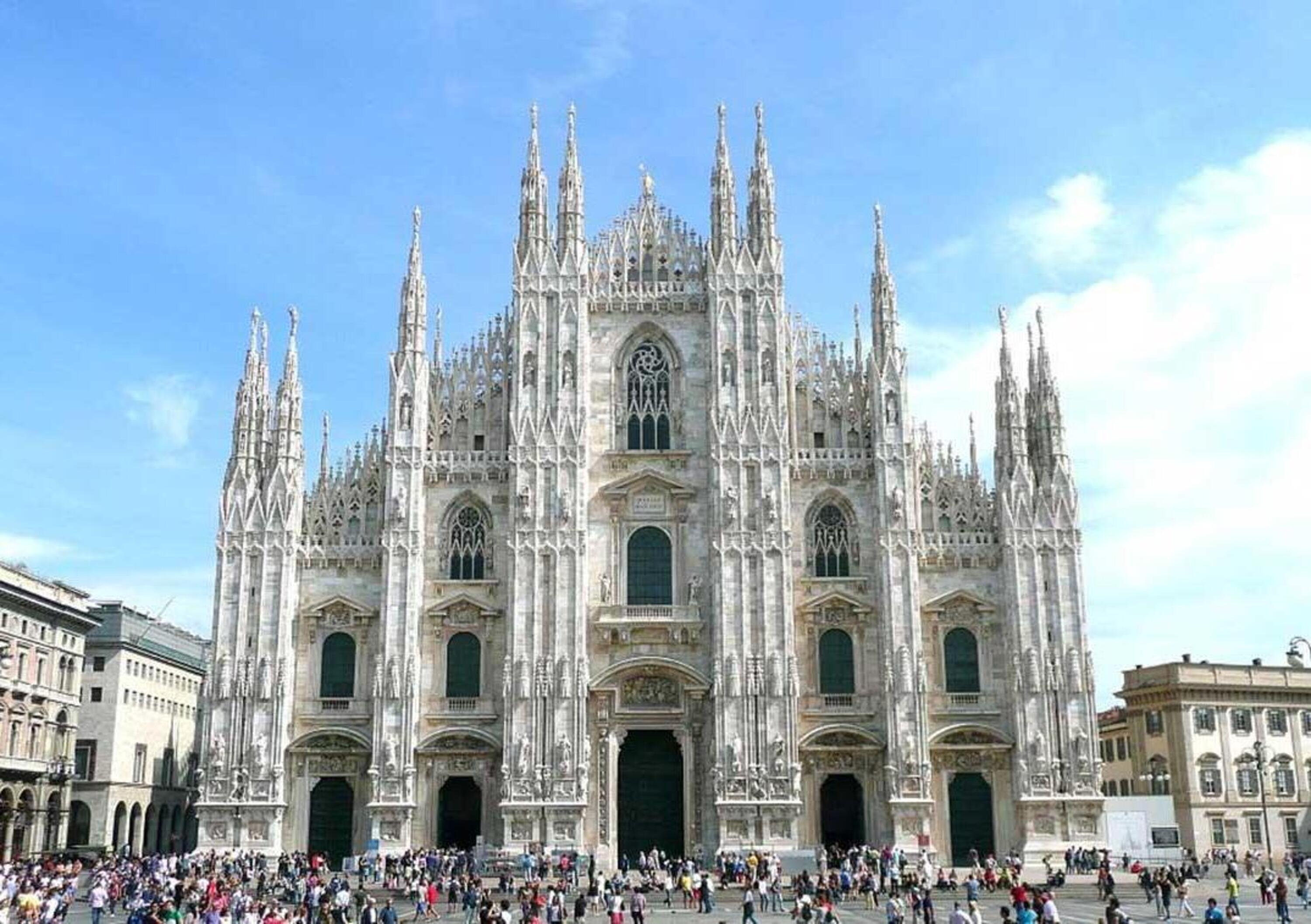 Milano: maxi zona pedonale in centro