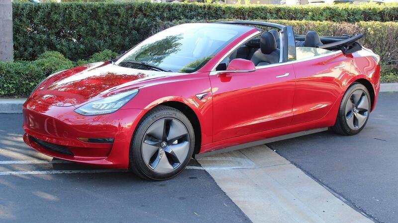Tesla Model 3: in USA &egrave; anche Cabrio