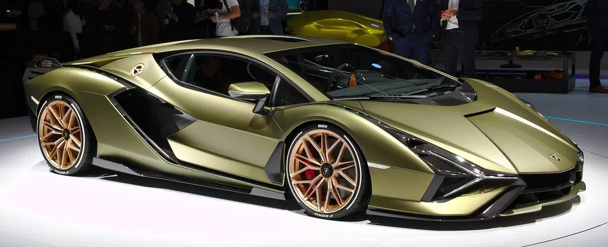Top-10 Lamborghini: le supercar più importanti (e fighe) del Toro sono qui (8)
