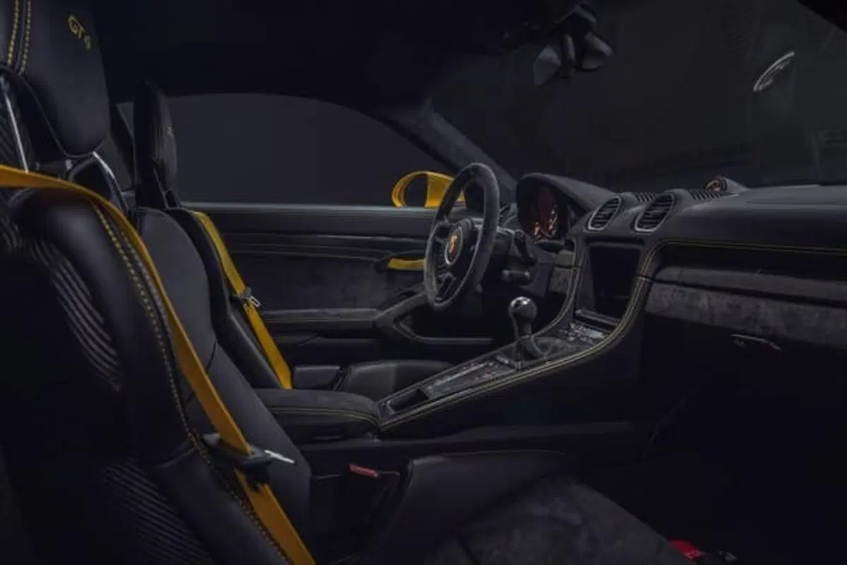 Porsche Cayman GT4 e 718 Spyder, torna il Flat Six con 420 CV  (3)