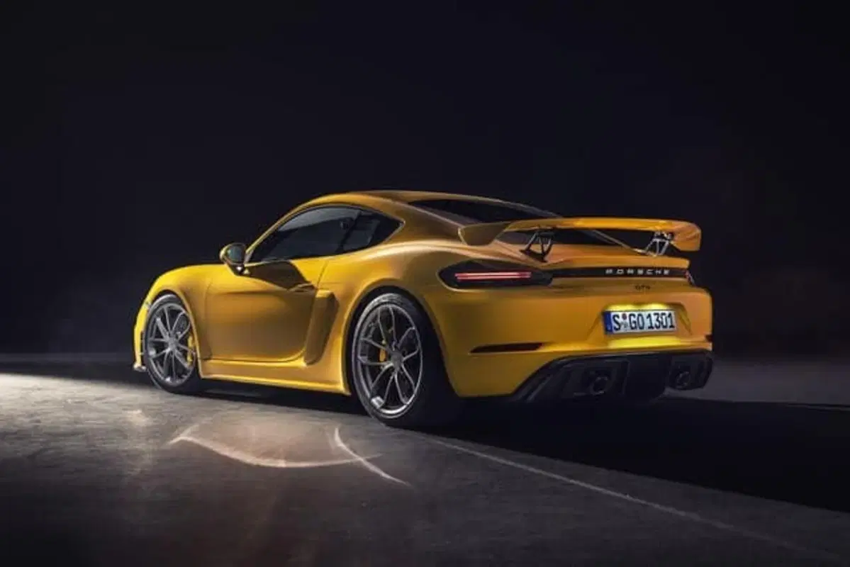 Porsche Cayman GT4 e 718 Spyder, torna il Flat Six con 420 CV  (4)