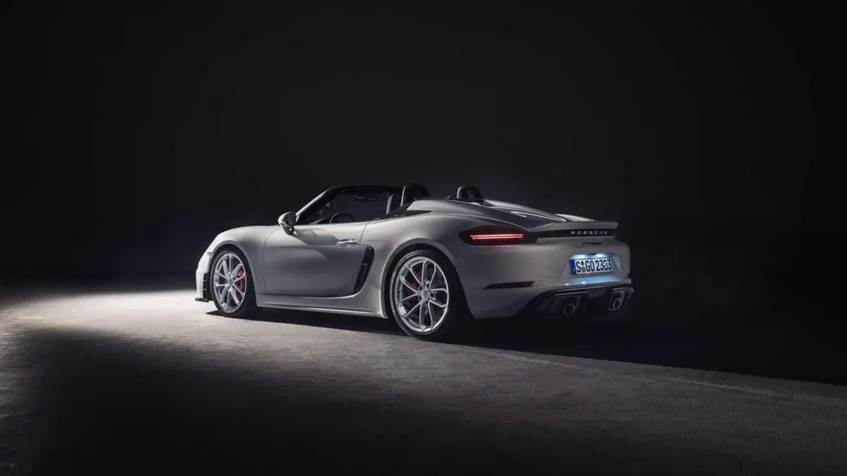 Porsche Cayman GT4 e 718 Spyder, torna il Flat Six con 420 CV  (15)