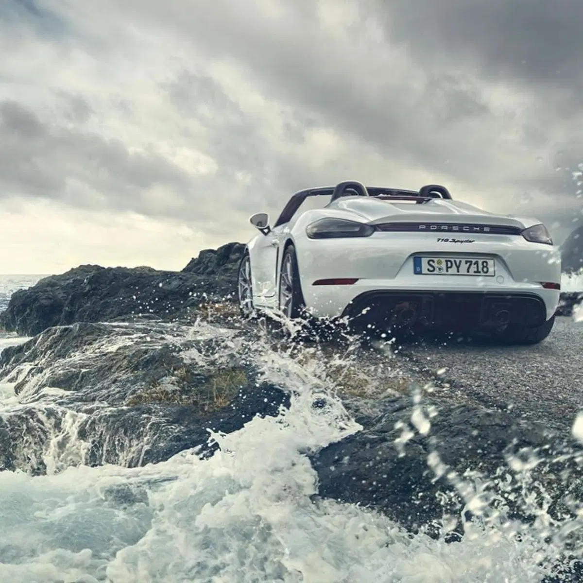 Porsche Cayman GT4 e 718 Spyder, torna il Flat Six con 420 CV  (25)