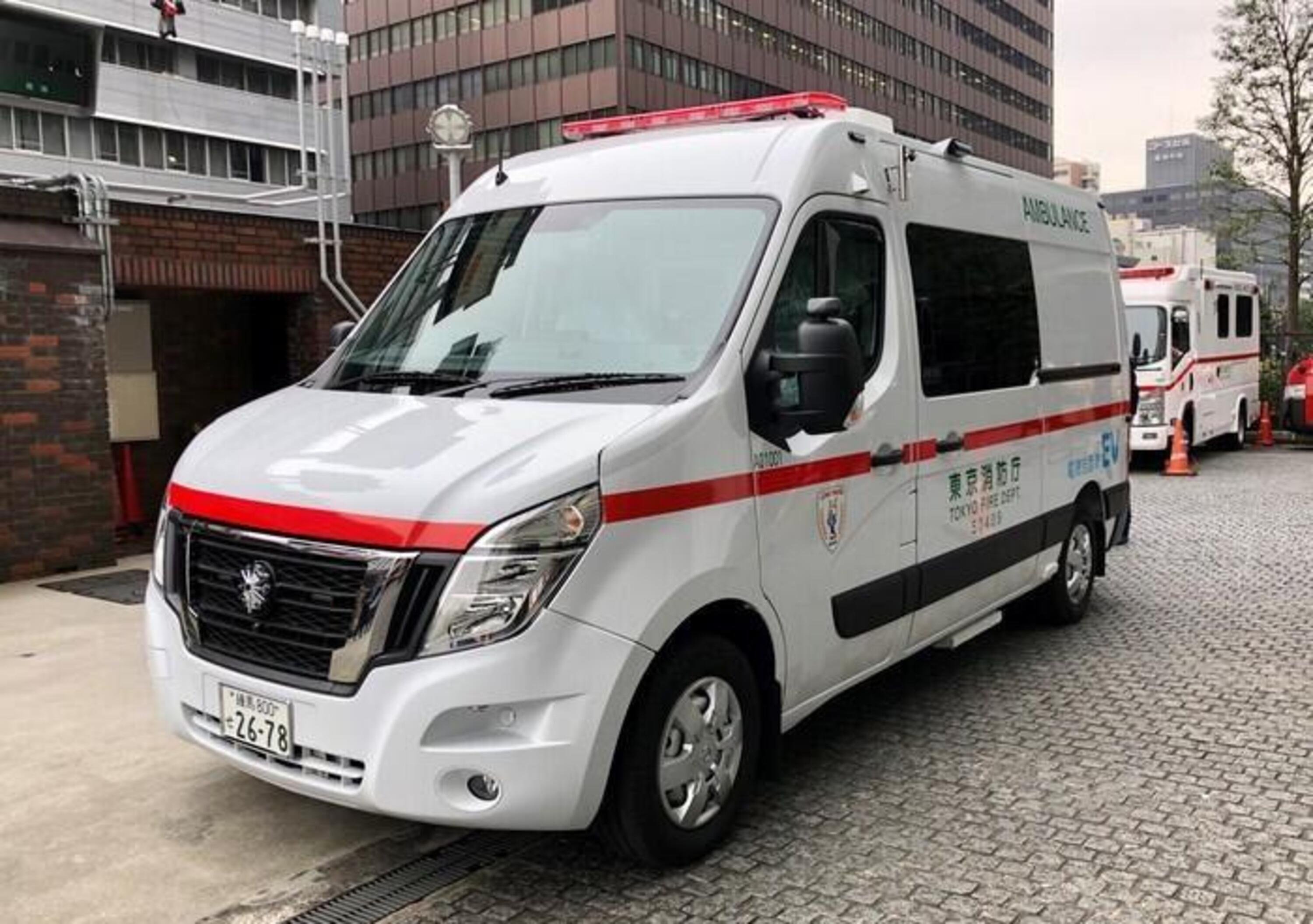 Nissan, a Tokyo la prima ambulanza elettrica
