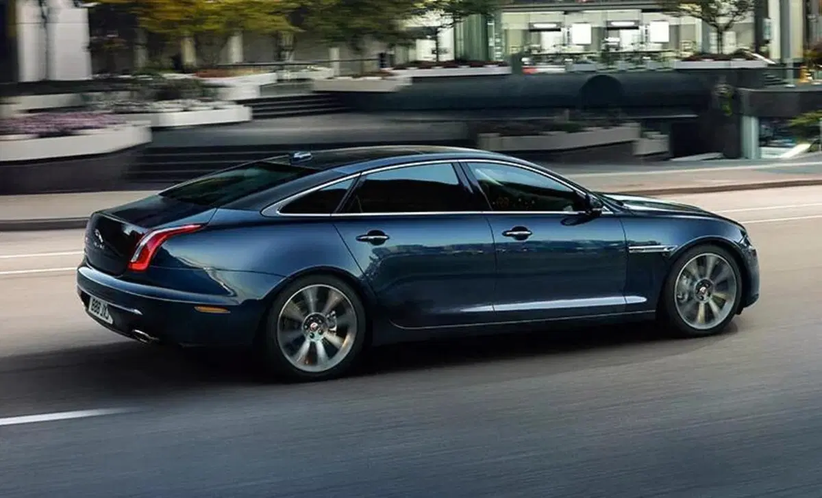 Jaguar XJ (2009-20) (7)