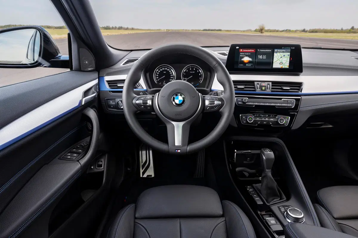 BMW X2 xDrive 25e, sul SUV arriva l'ibrido plug-in (10)