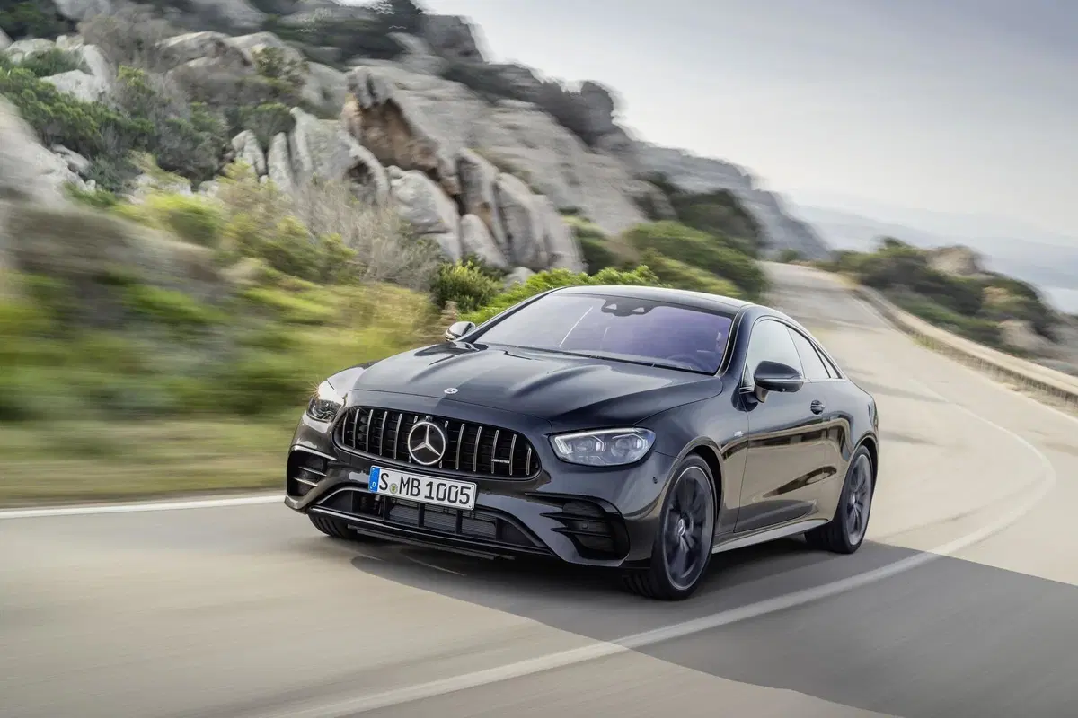 Mercedes Classe E Coupé e Cabrio 2020: ecco il restyling (5)