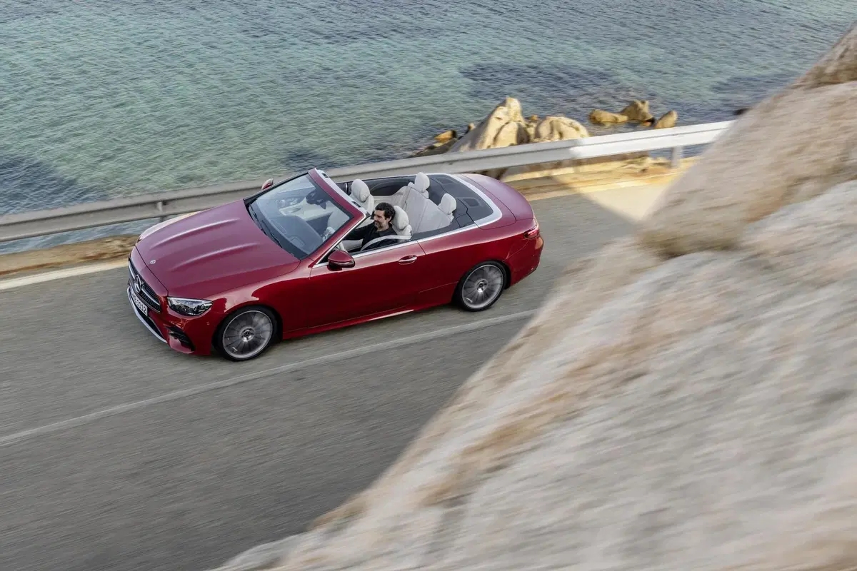 Mercedes Classe E Coupé e Cabrio 2020: ecco il restyling (2)