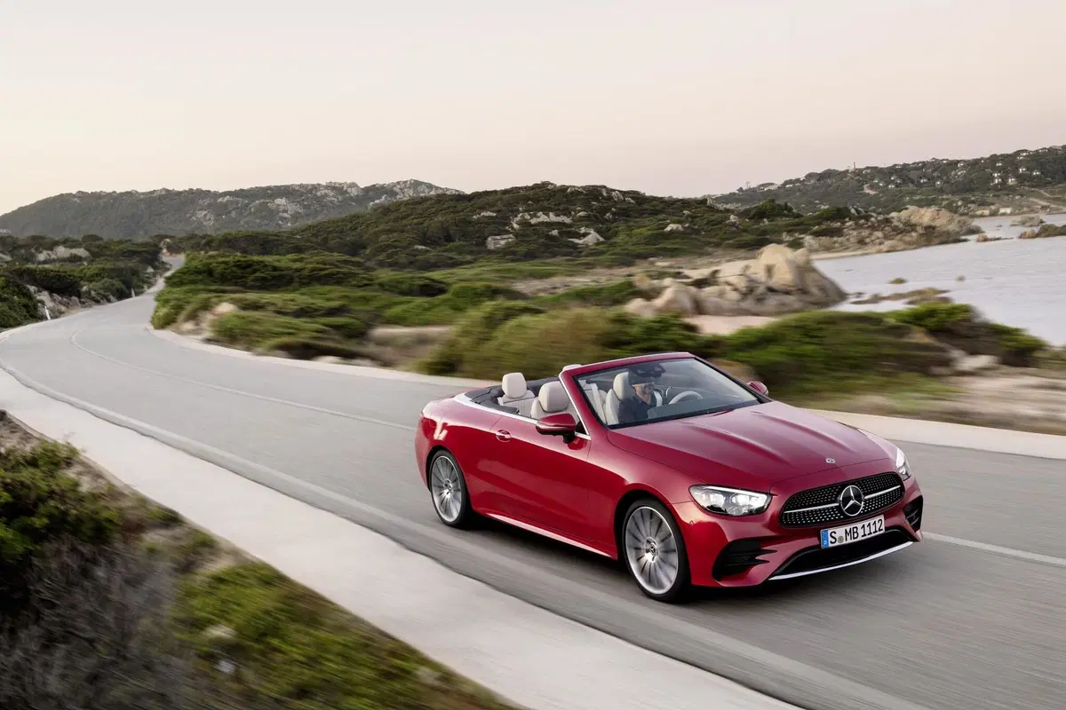 Mercedes Classe E Coupé e Cabrio 2020: ecco il restyling (8)
