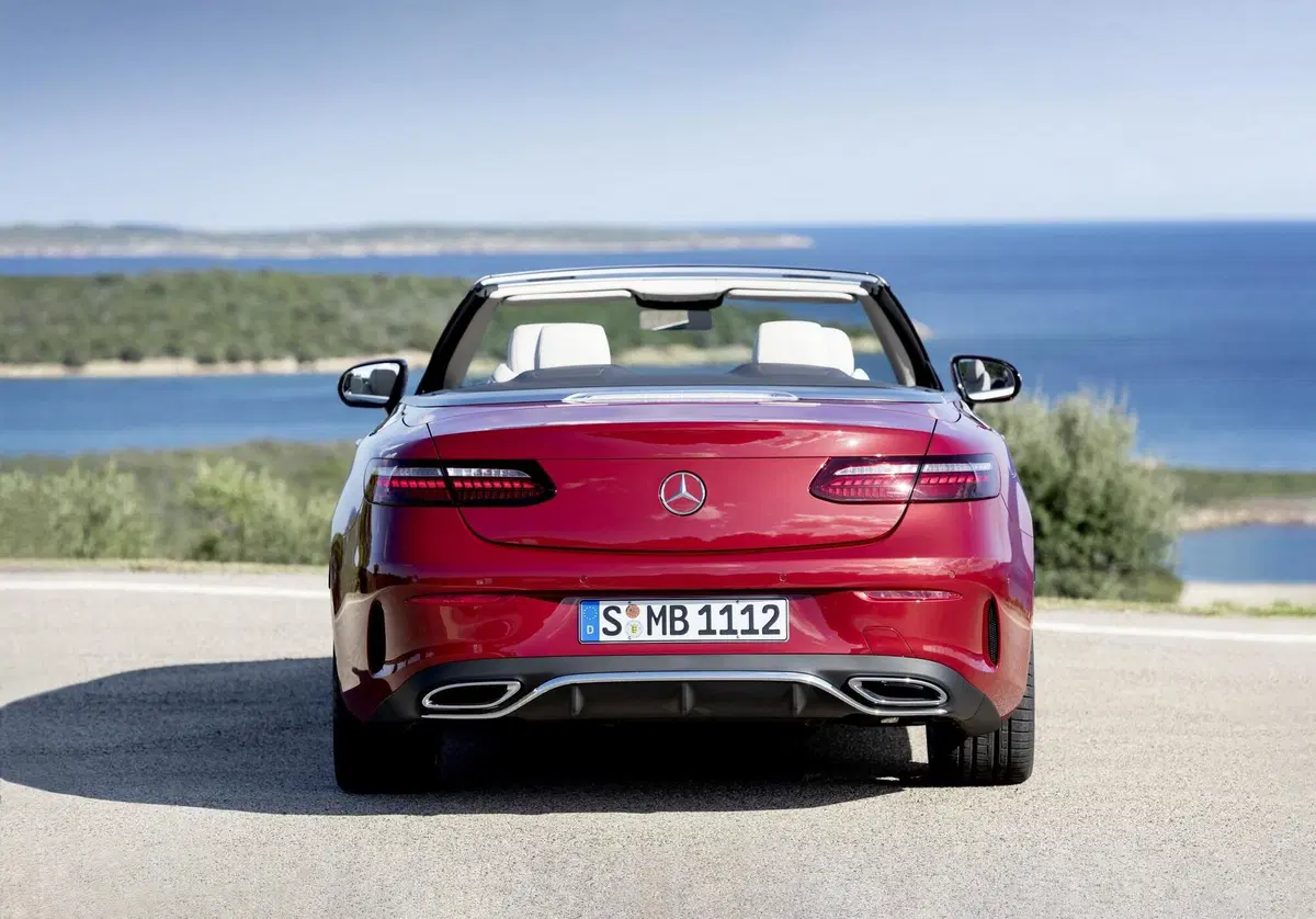 Mercedes Classe E Coupé e Cabrio 2020: ecco il restyling (5)