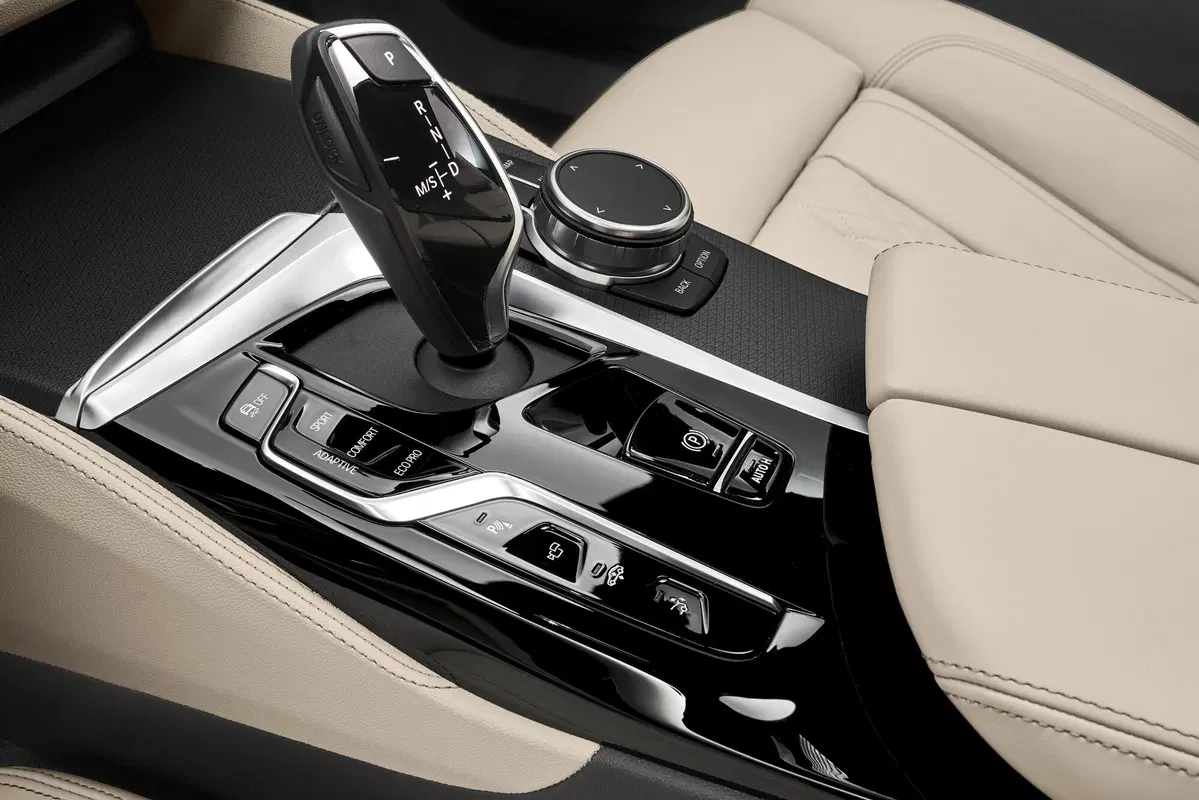 BMW Serie 6 Gran Turismo, svelato il restyling (12)