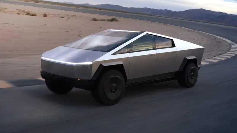 Tesla Cybertruck: sar&agrave; pi&ugrave; piccolo del previsto. E blindato