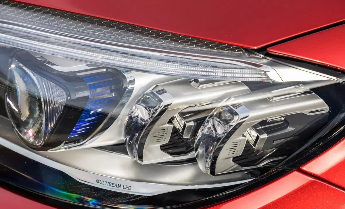 Mercedes-Benz Classe C 300 de Auto EQ-Power Executive (16)
