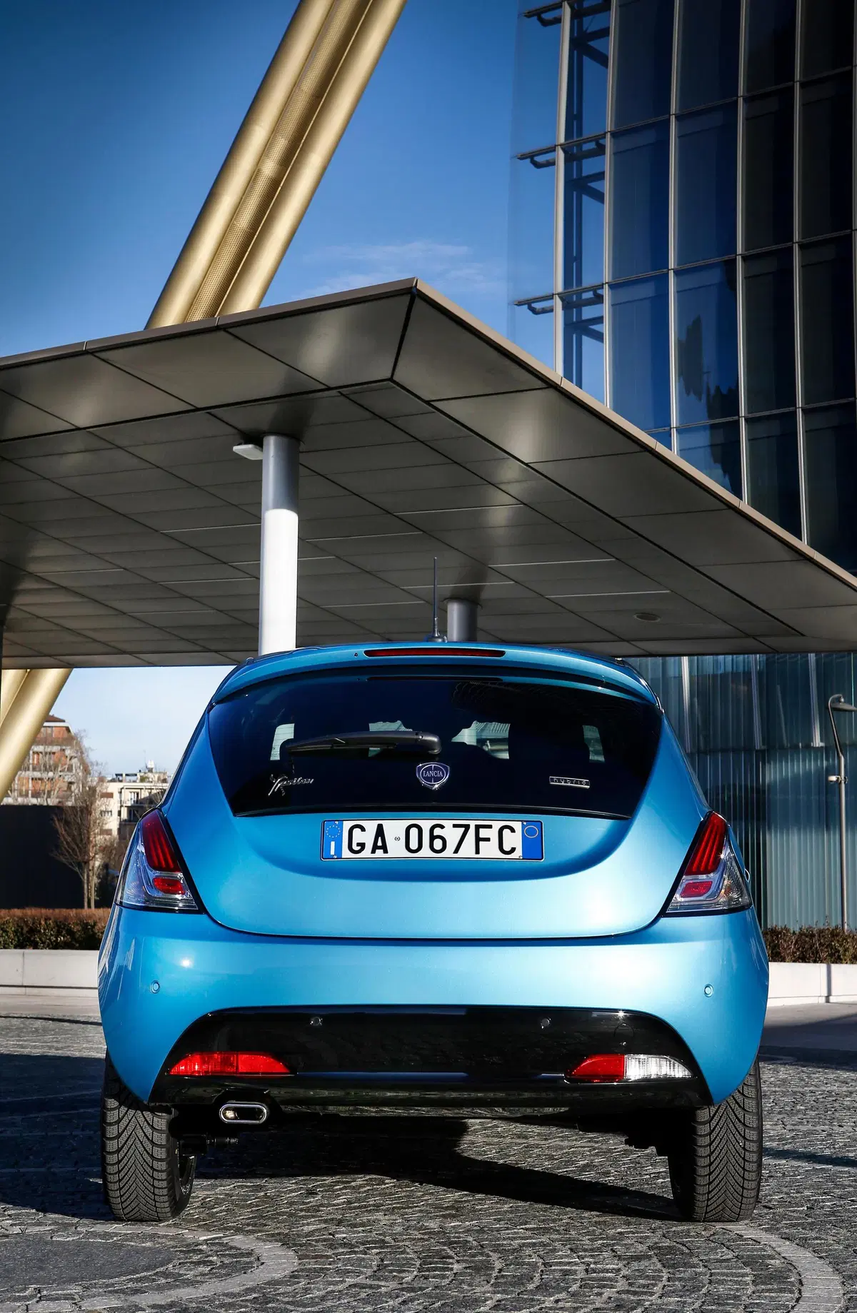 Lancia Ypsilon Hybrid | Il sistema a 12 volt promette risparmio... (14)
