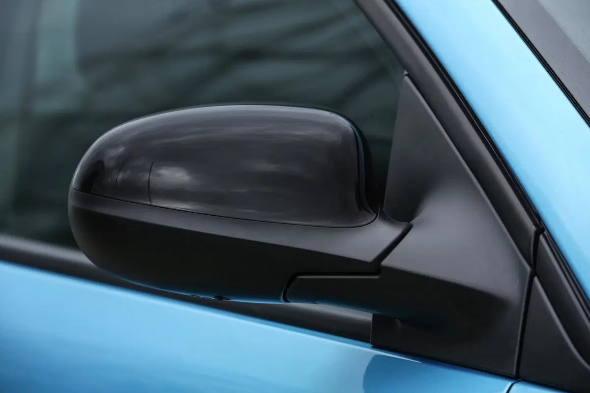Lancia Ypsilon Hybrid | Il sistema a 12 volt promette risparmio... (23)
