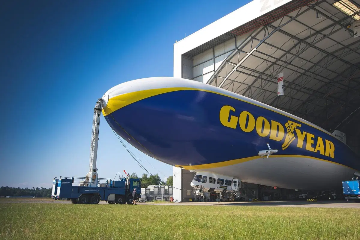 Il grande ritorno in Europa del dirigibile Goodyear (2)