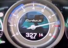 Porsche 911 Turbo S: l'impressionante accelerazione 0-327 km/h della nuova 992 [video]