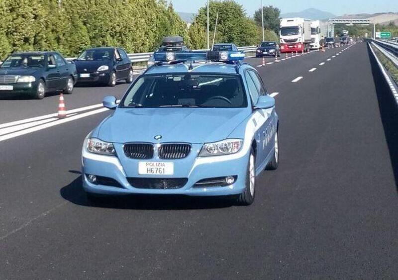 Tir carico di GPL pronto a esplodere: Polizia sventa la tragedia