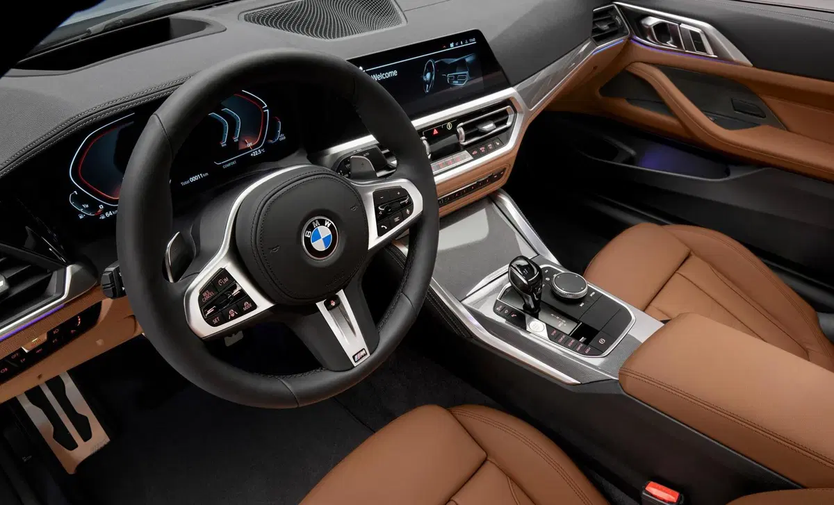 BMW Serie 4 Coupé M4  CS (18)