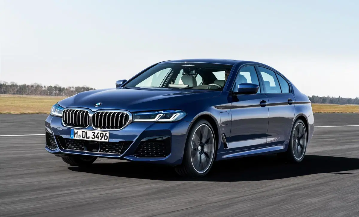 BMW Serie 5 (2016-23) (10)
