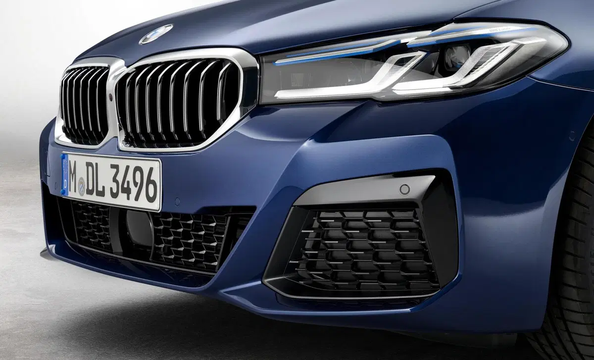 BMW Serie 5 (2016-23) (20)