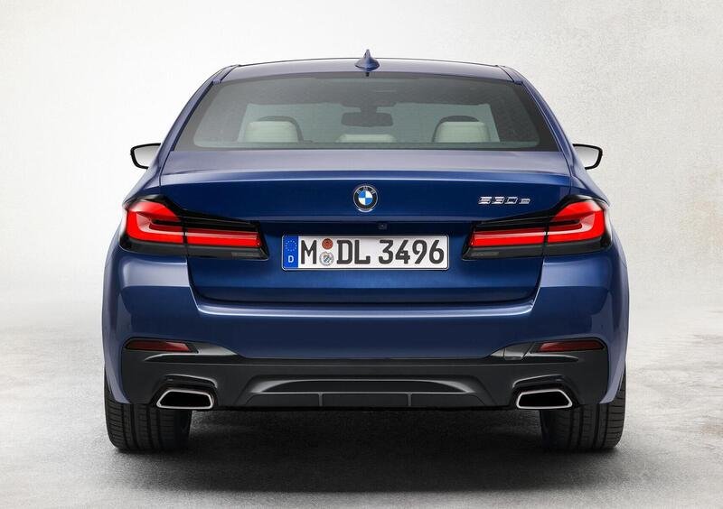 BMW Serie 5 (2016-23) (5)