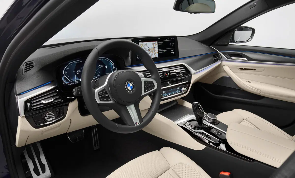 BMW Serie 5 (2016-23) (11)