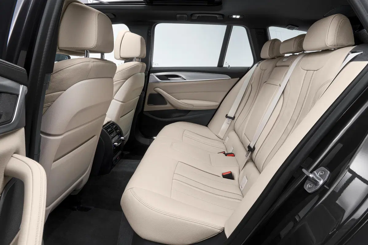BMW Serie 5 (2016-23) (13)