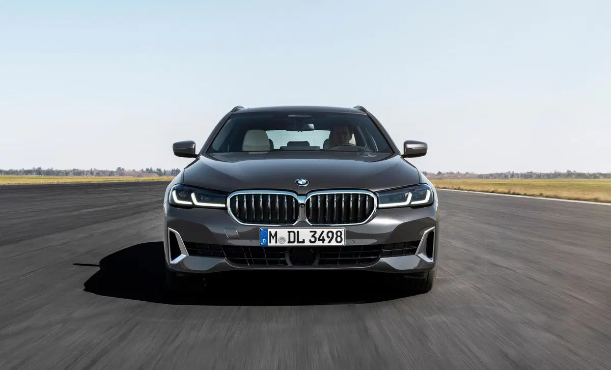 BMW Serie 5 Touring (2017-24) (6)