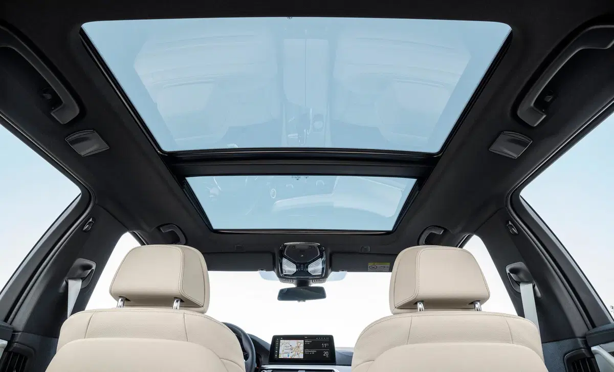 BMW Serie 5 Touring (2017-24) (18)