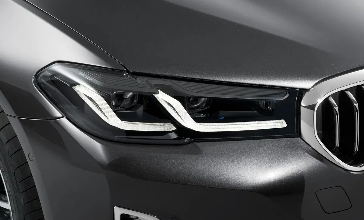 BMW Serie 5 Touring (2017-24) (22)