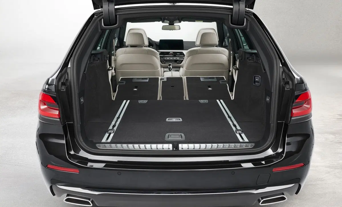 BMW Serie 5 Touring (2017-24) (14)