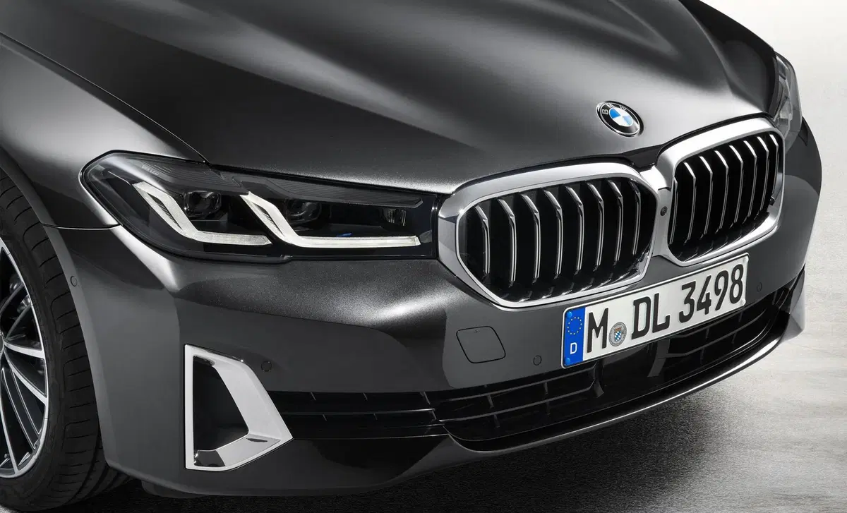 BMW Serie 5 Touring (2017-24) (24)