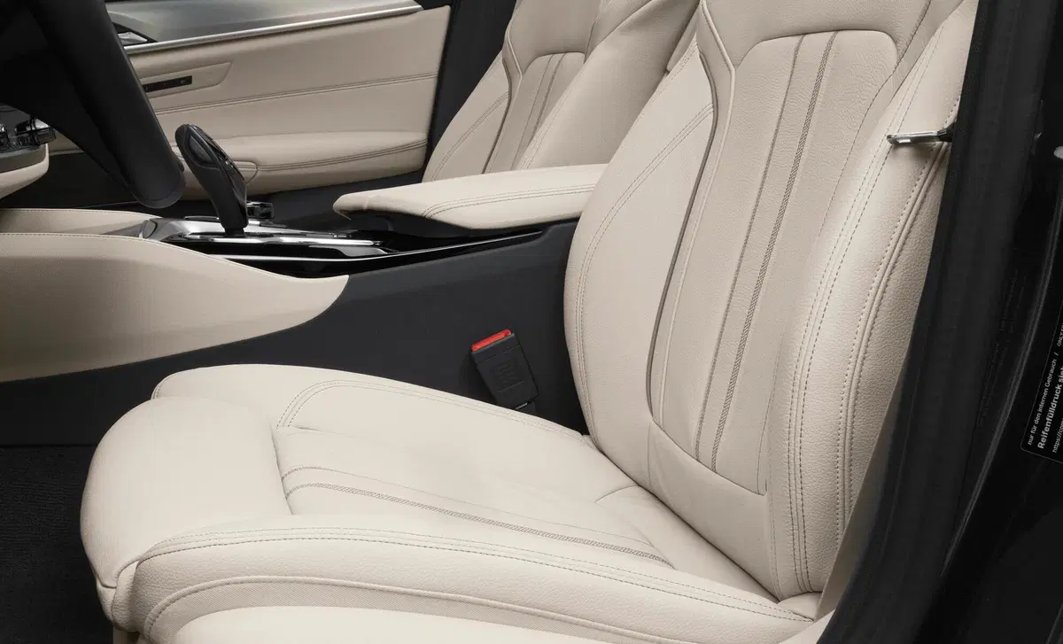 BMW Serie 5 Touring (2017-24) (15)