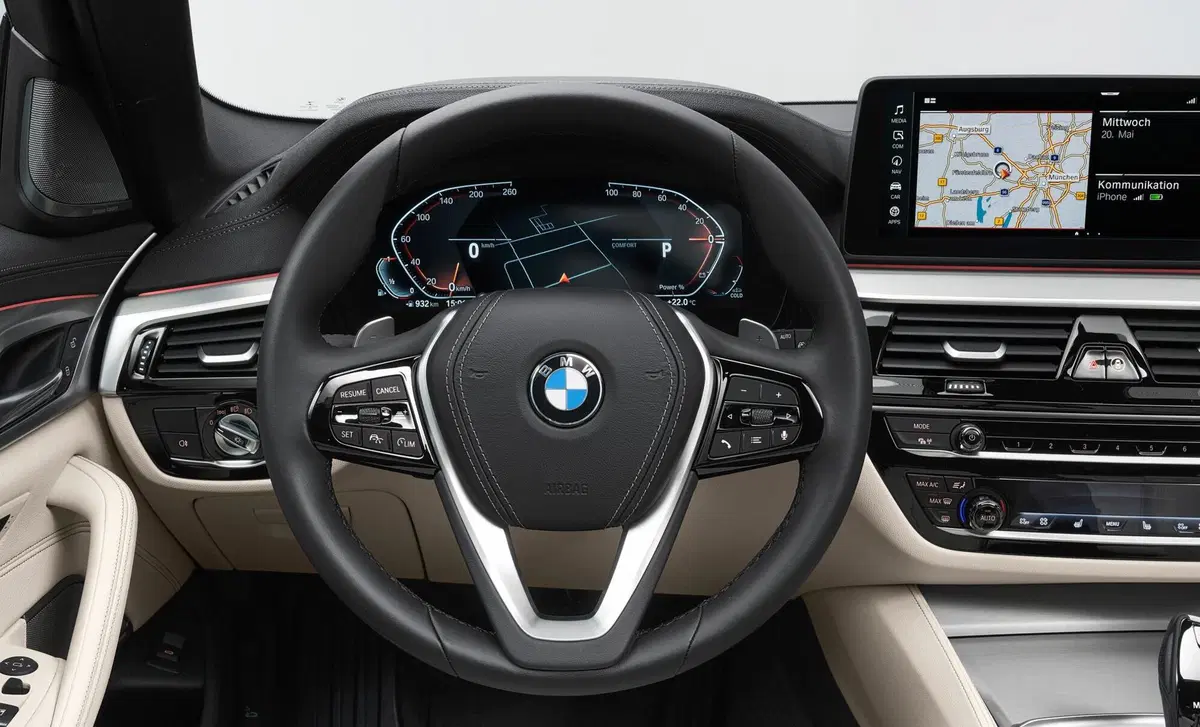 BMW Serie 5 Touring (2017-24) (11)