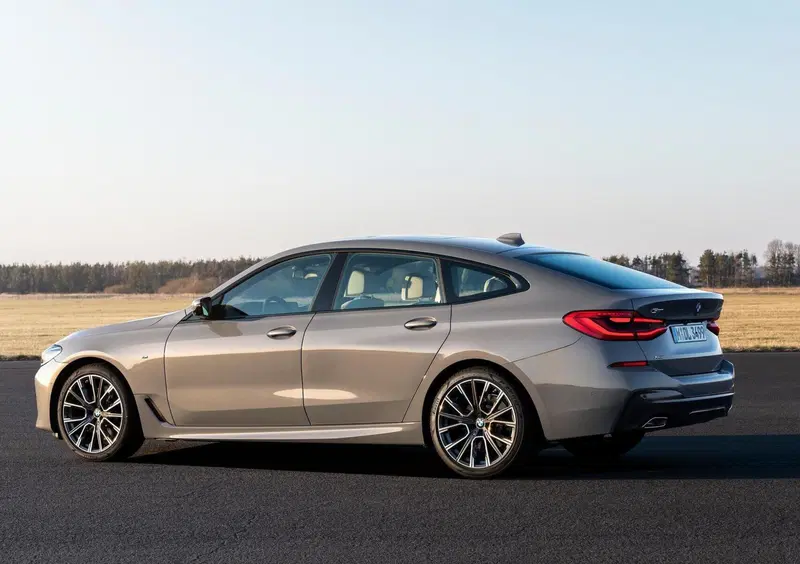 BMW Serie 6 Gran Turismo (2017-23) (9)