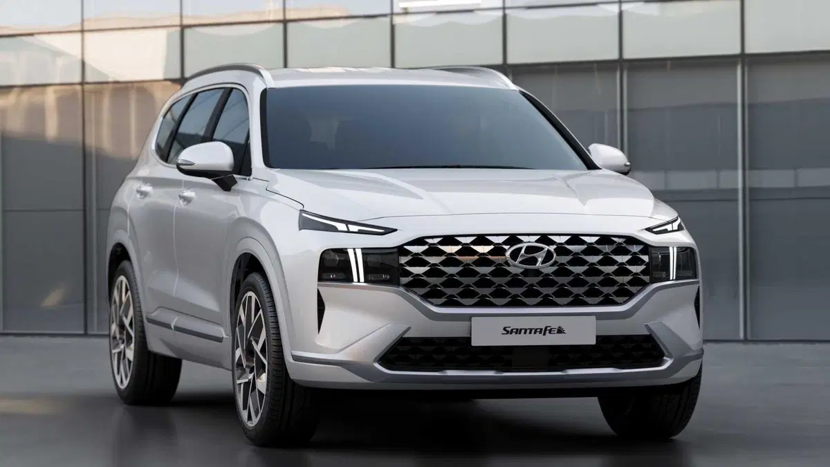 Nuovo Hyundai Santa Fe: il SUV coreano si rinnova (7)