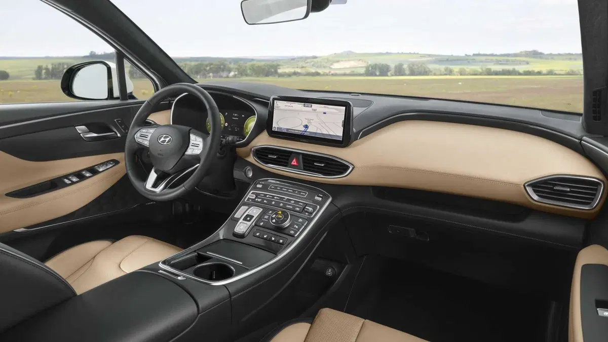 Nuovo Hyundai Santa Fe: il SUV coreano si rinnova (12)