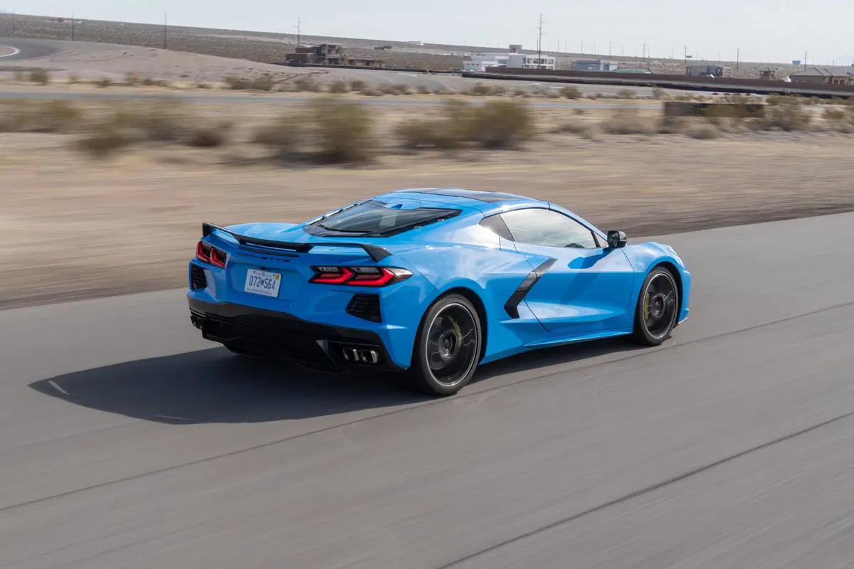 Corvette Stingray: ecco i prezzi e allestimenti per l'Europa