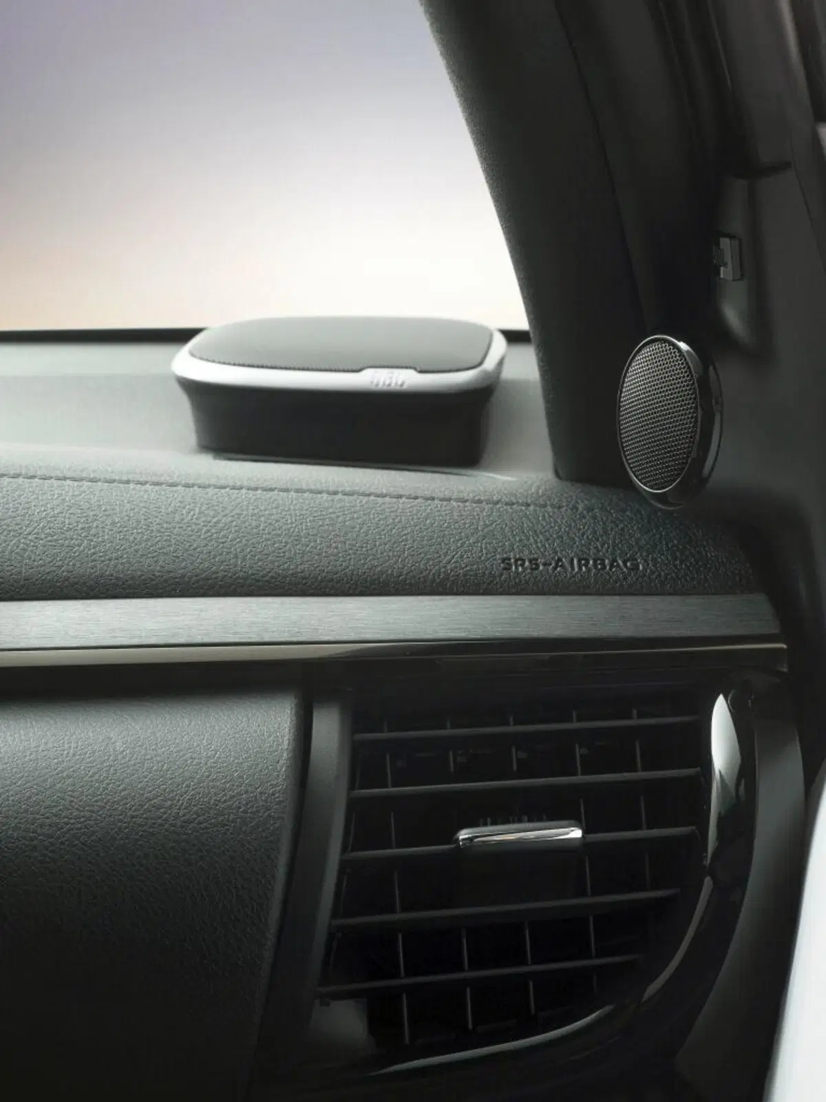Toyota Hilux, ecco la generazione 2021 (23)