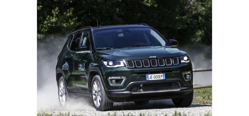 Jeep Compass 2020 &egrave; tutta italiana e pure scontata, Da prendere online in 3 settimane [2WD automatica con il 1.3]