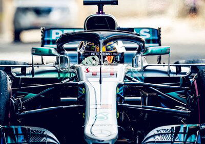 F1, la Mercedes in pista a Silverstone con la W09. Ecco perché il test è concesso