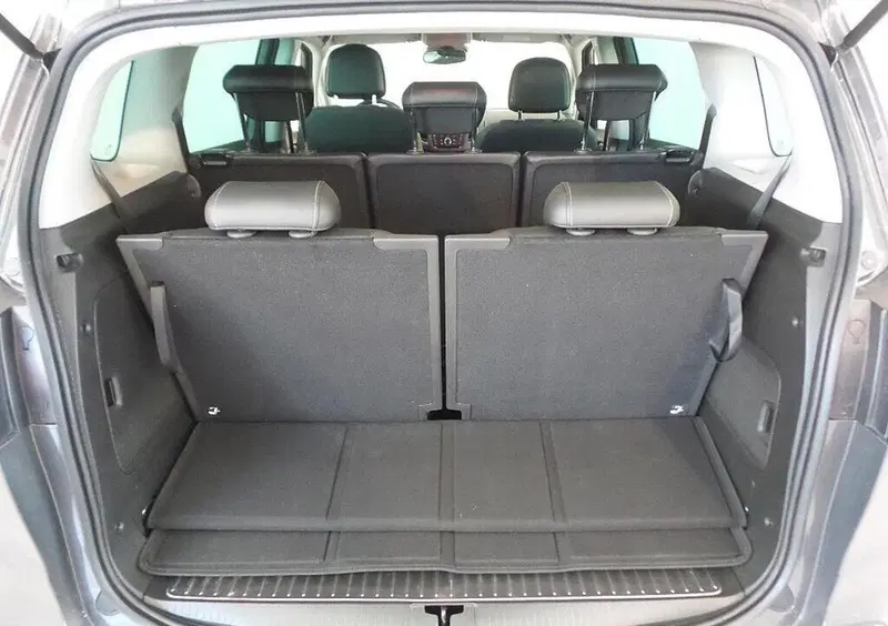 Opel Zafira (2016-20) (12)