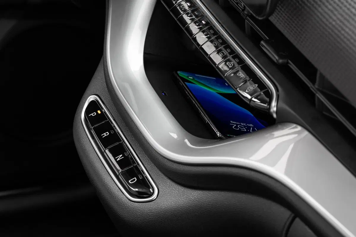 Fiat 500 elettrica, aperti gli ordini della berlina (8)