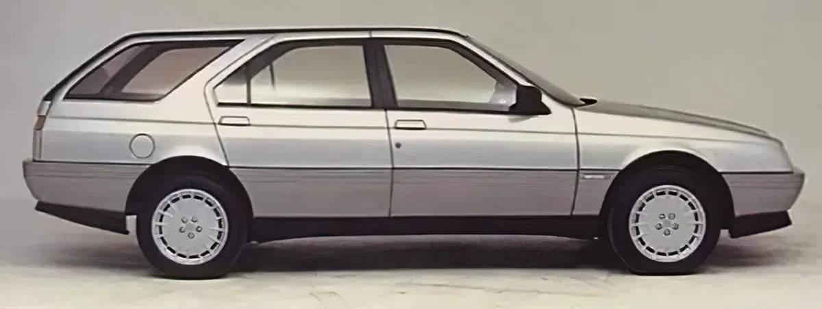 L'Alfa Romeo 164 SportWagon era pronta, ed era così (2)