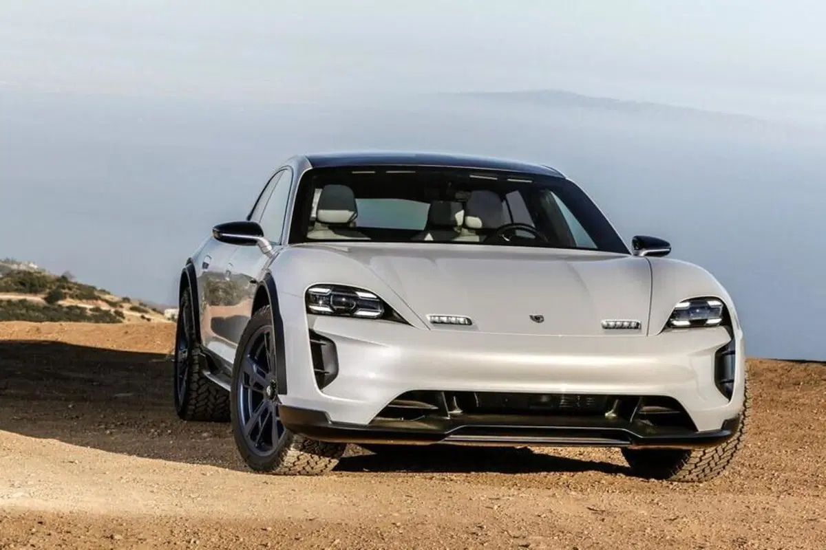 La Porsche Taycan Cross Turismo arriverà prima del previsto (4)