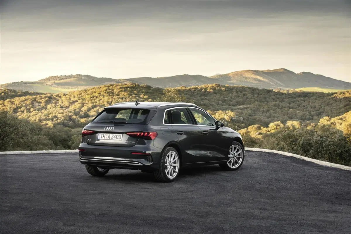 Audi A3 con motorizzazione “mini”: c’è il 1.0 3 cilindri TFSI (9)