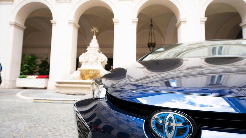 Una Toyota Corolla ibrida per la Presidenza del Consiglio
